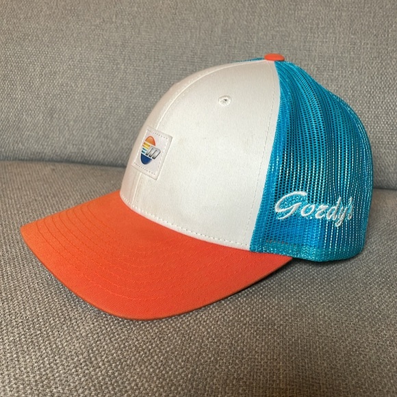 Gordy’s Richardson Cap Adjustable Hat - Picture 2 of 4